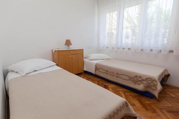 Apartments Bujan Цриквеница Экстерьер фото